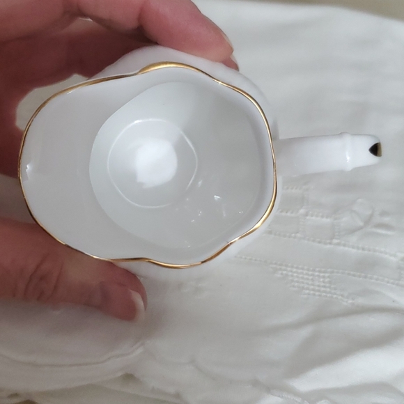 Vinyage Royal Albert Bone China - Picture 4 of 4